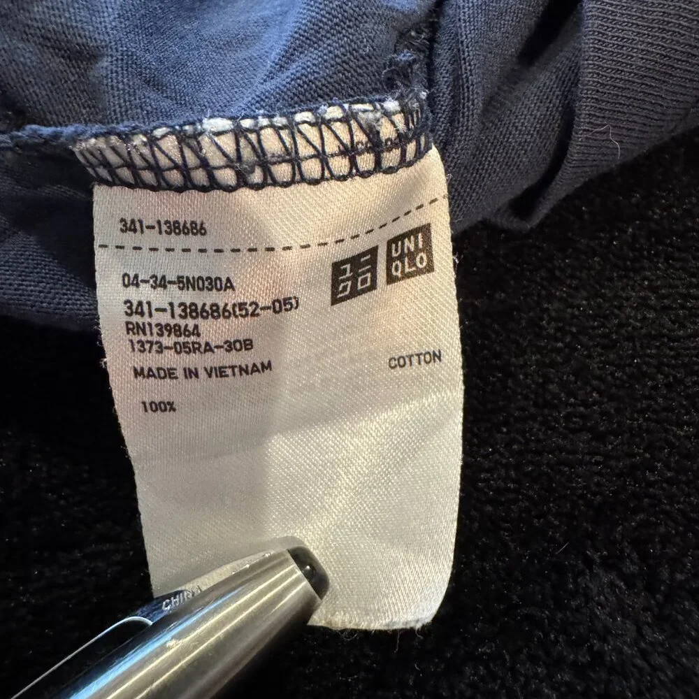 Uniqlo Supima Cotton Short Sleeve Tee - Navy Blue - Picture 5 of 8